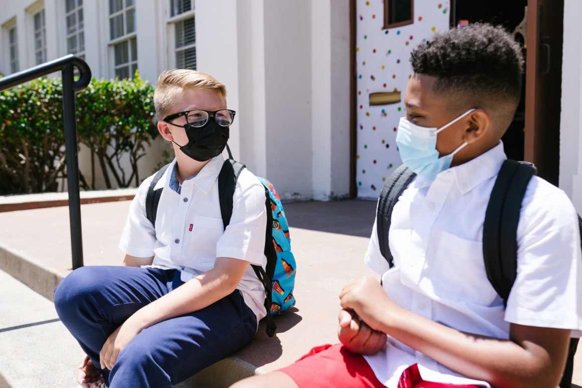 children in masks