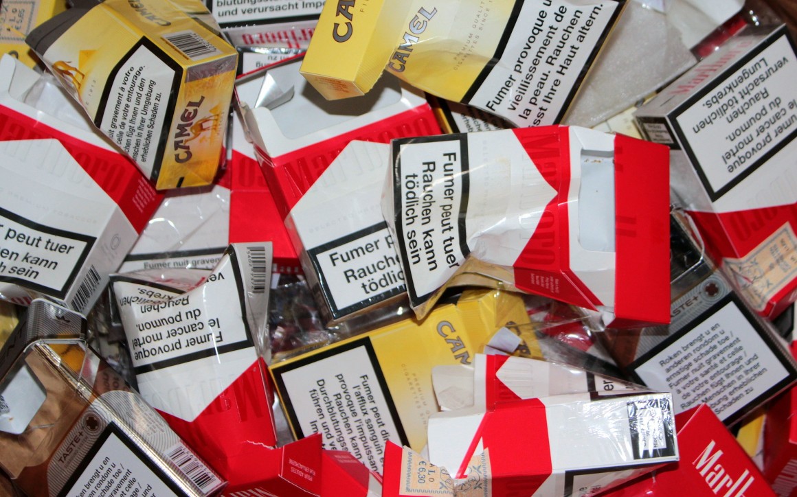 empty cigarette packets