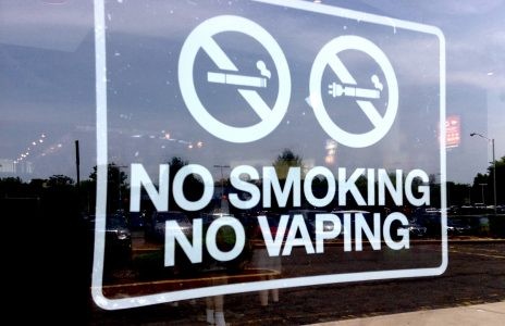 No smoking No vaping sign