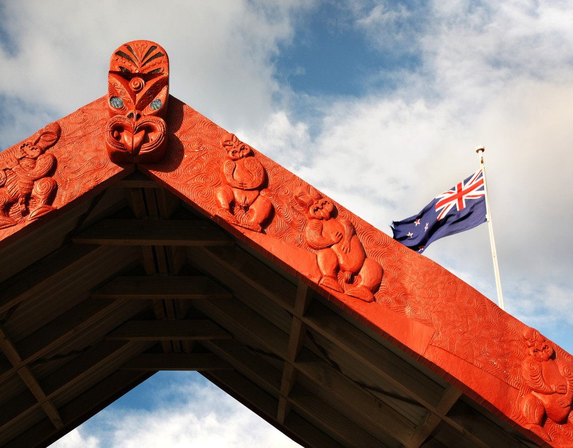 Pa and NZ flag