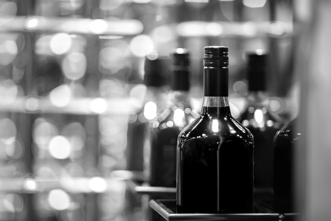 alcohol blurred